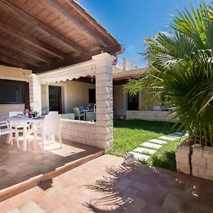 Sajonara Elvira Apartment