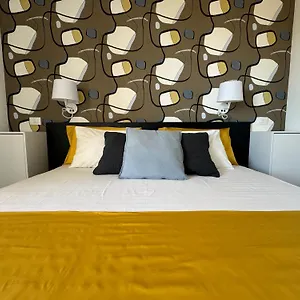 In Polluce Apartment
